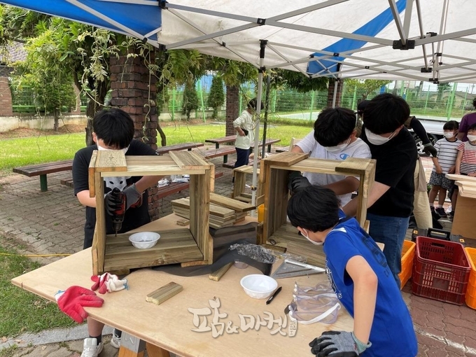 올해 상반기 재능기부 활성화 사업 진행 사진입니다.