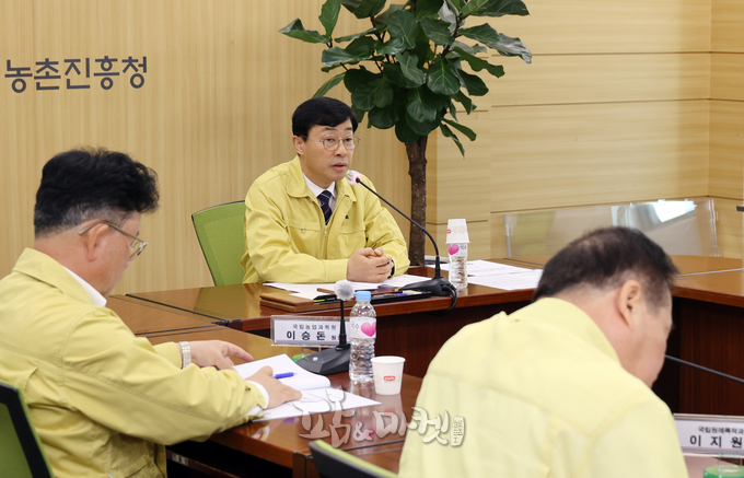 농촌진흥청은 9일 농업기술원‧농업기술센터와 협력해 과수화상병 확산 방지에 총력을 다할 것이라고 강조했다.(사진=농촌진흥청)