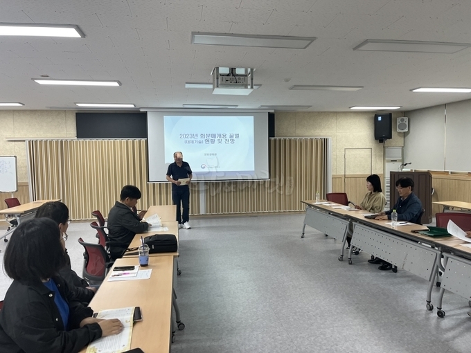 농촌진흥청 국립농업과학원 이영보 박사가 강의.<br>
